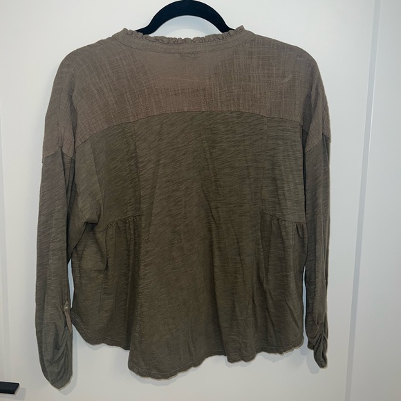 Long Sleeve Lucky Brand Top - Picture 2 of 2